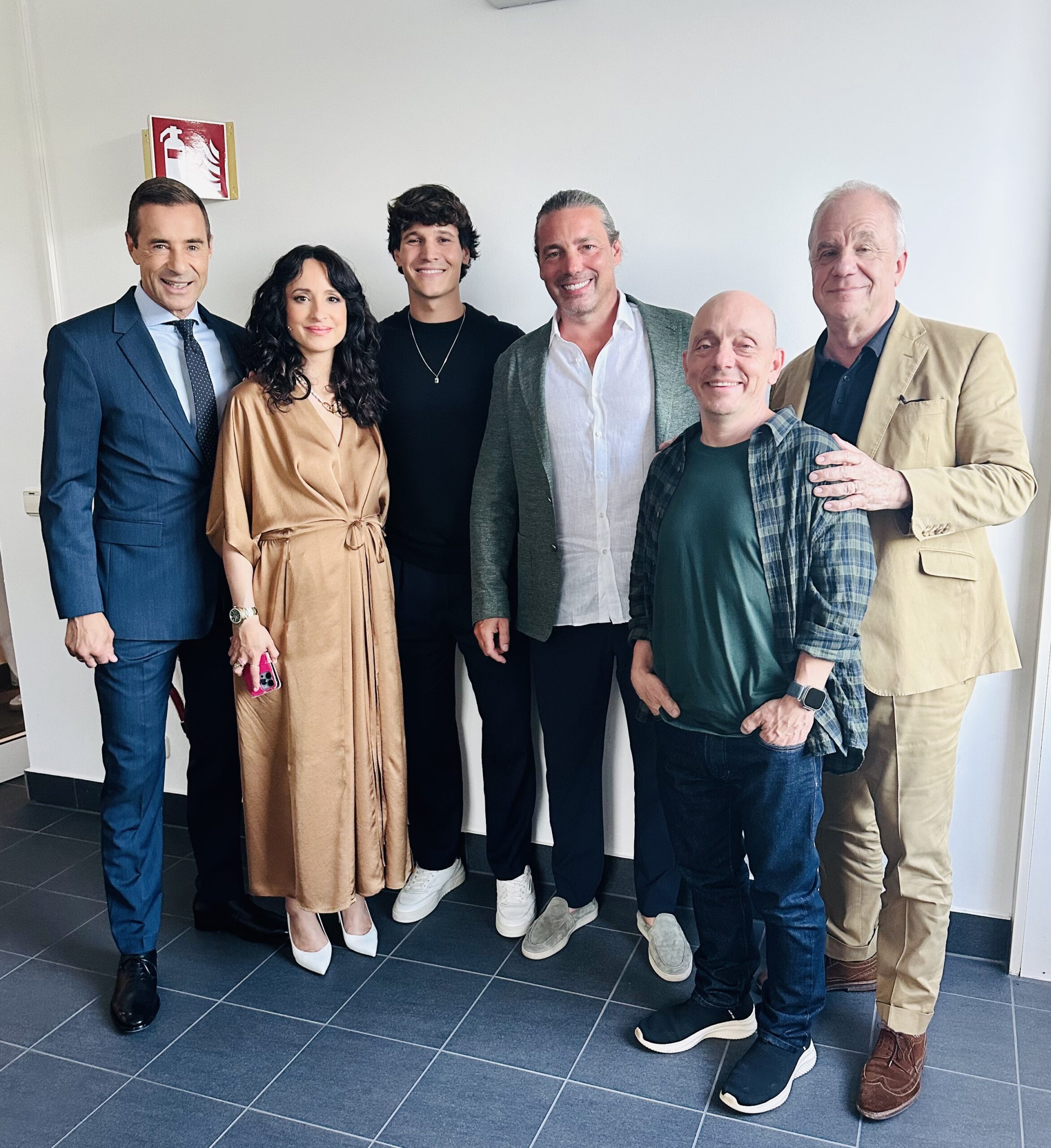 KAUM ZU GLAUBEN CHRISTIAN NIENHAUS- Bernhard Hoëcker, Hubertus Meyer-Burckhardt, Stephanie Stumph und Wincent Weiss